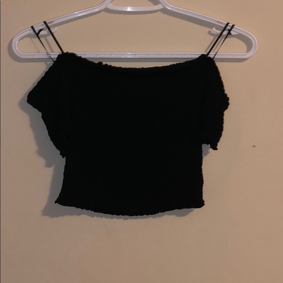 Love Tree Tops - Cropped black shirt